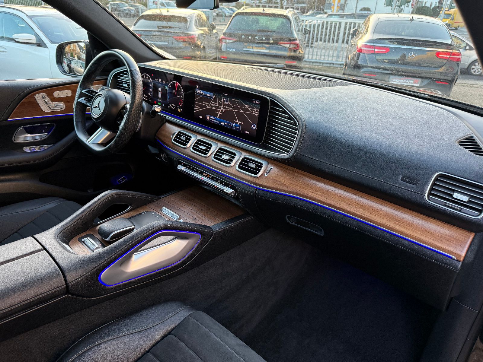 Mercedes-Benz GLE 350de 4Matic*AMG*ACC*PANO*Burmester*AHK*