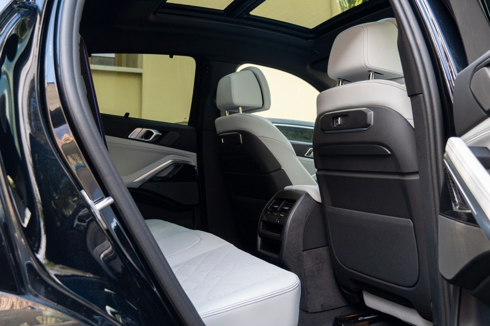 BMW X6 40d M SPORT.DR.ASS.SOFTC.SKY.H/K.LED.360°.AHK