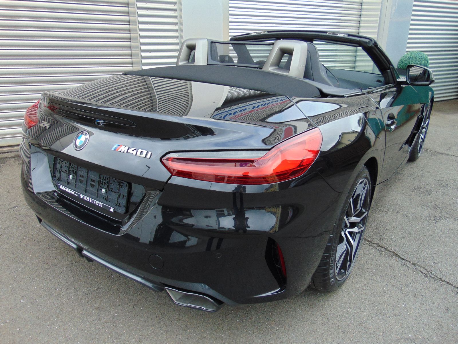 BMW Z4 M 40i - Samsaru's Car Outlet
