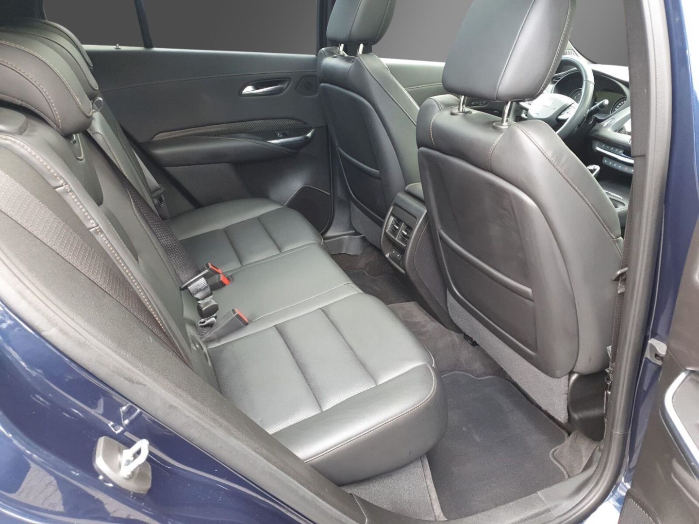 Cadillac XT4 Sport AWD 350T Turbo engine 9AT