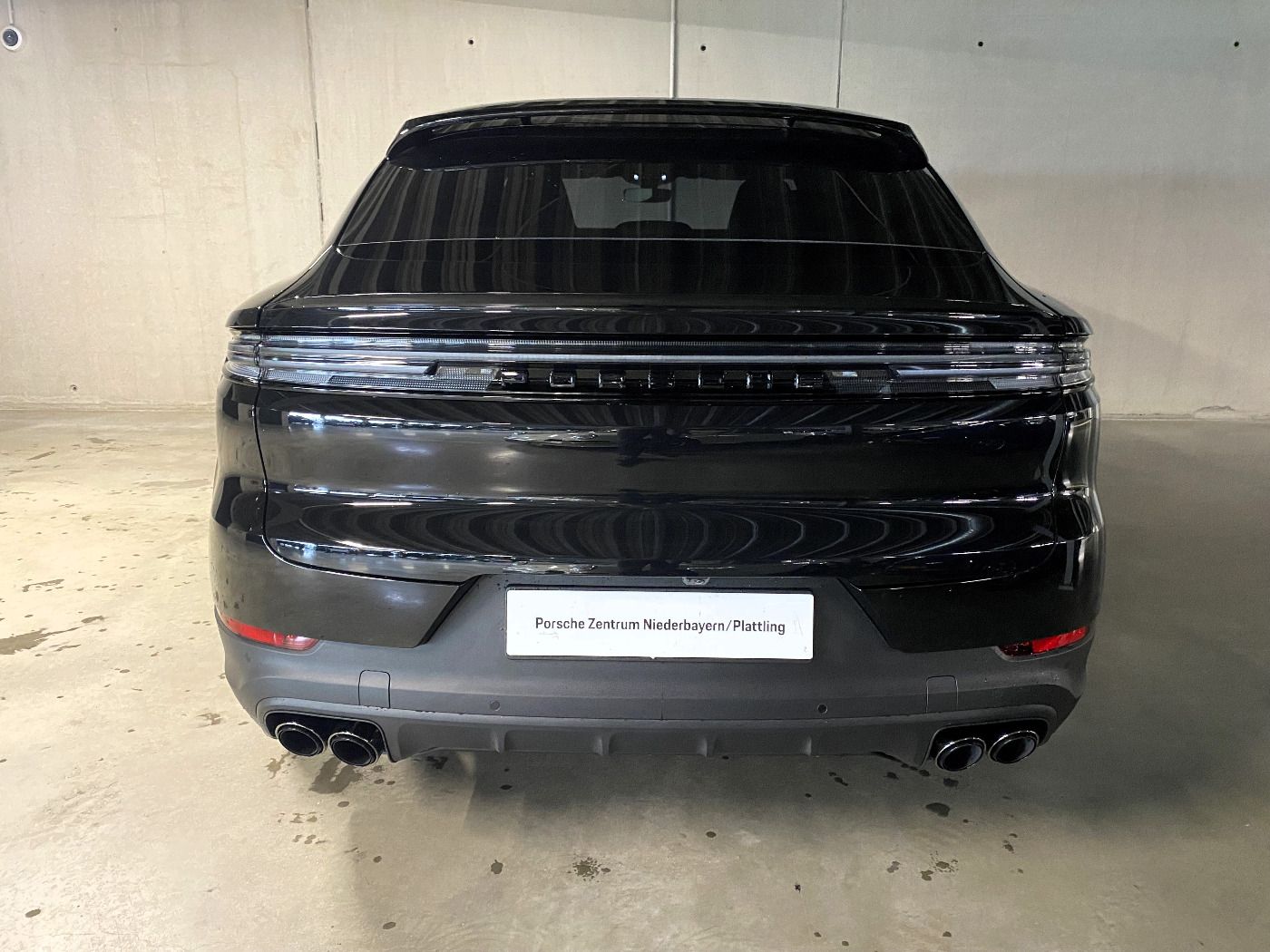 Porsche Cayenne E-Hybrid Coupé | Adaptive Luftfederung |