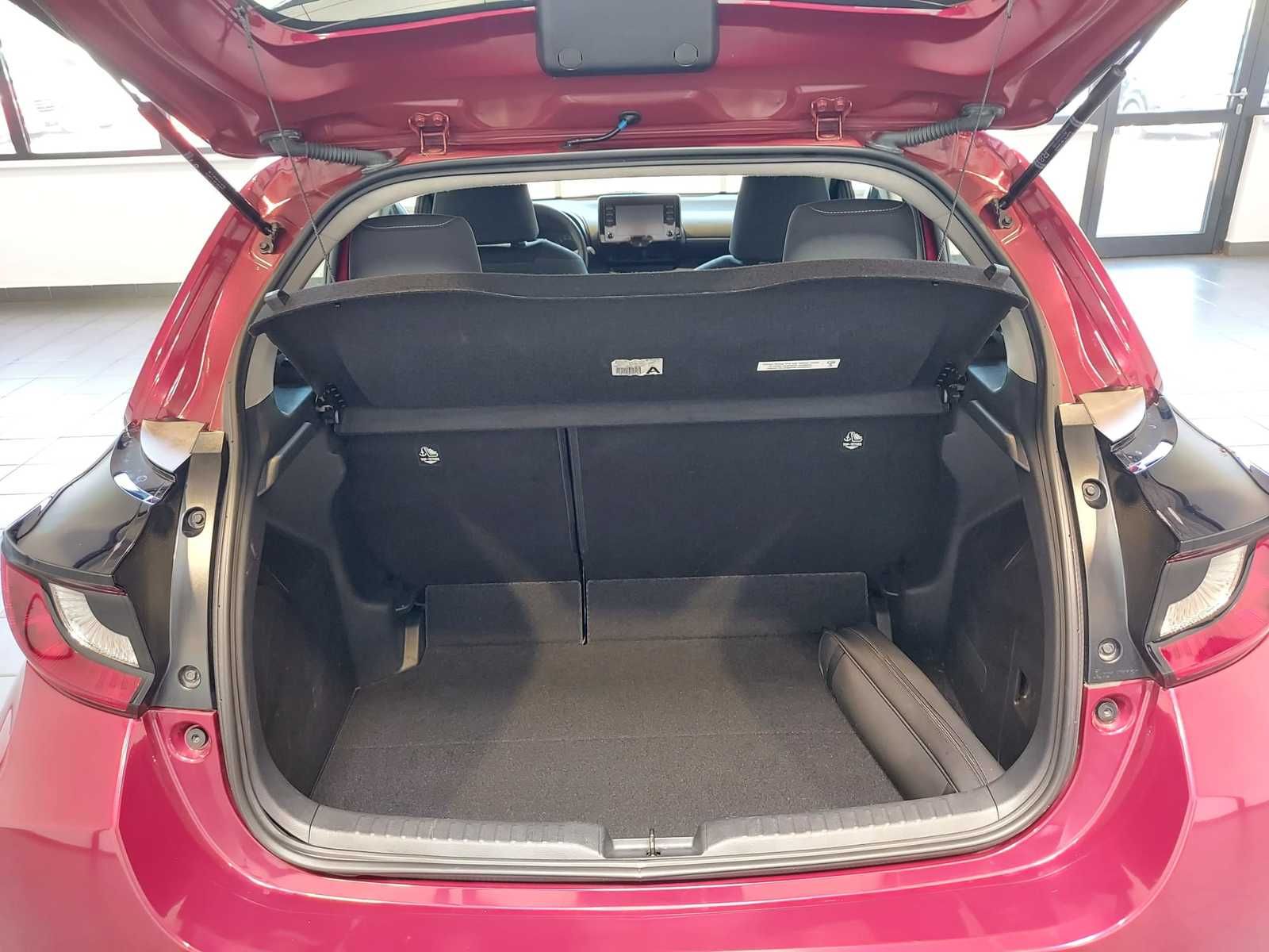 Toyota Yaris 1.5 Dual-VVT-iE Comfort - Samsaru's Car Outlet
