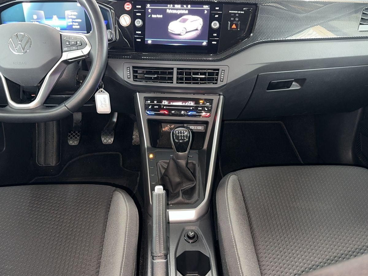 Volkswagen Taigo 1.0 TSI LIFE - Samsaru's Car Outlet