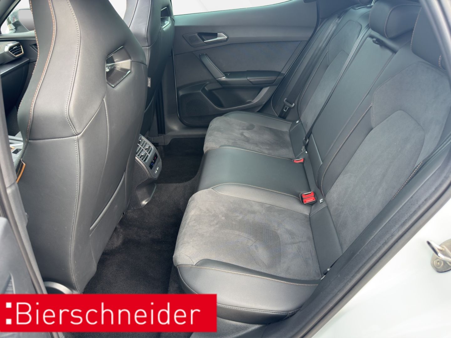 Cupra Formentor VZ 4Drive DSG PANO  AHK MATRIX | INTEL