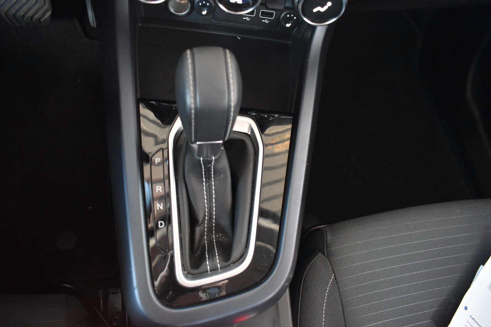 Renault Arkana TCe 140 Automatik Zen - Samsaru's Car Outlet