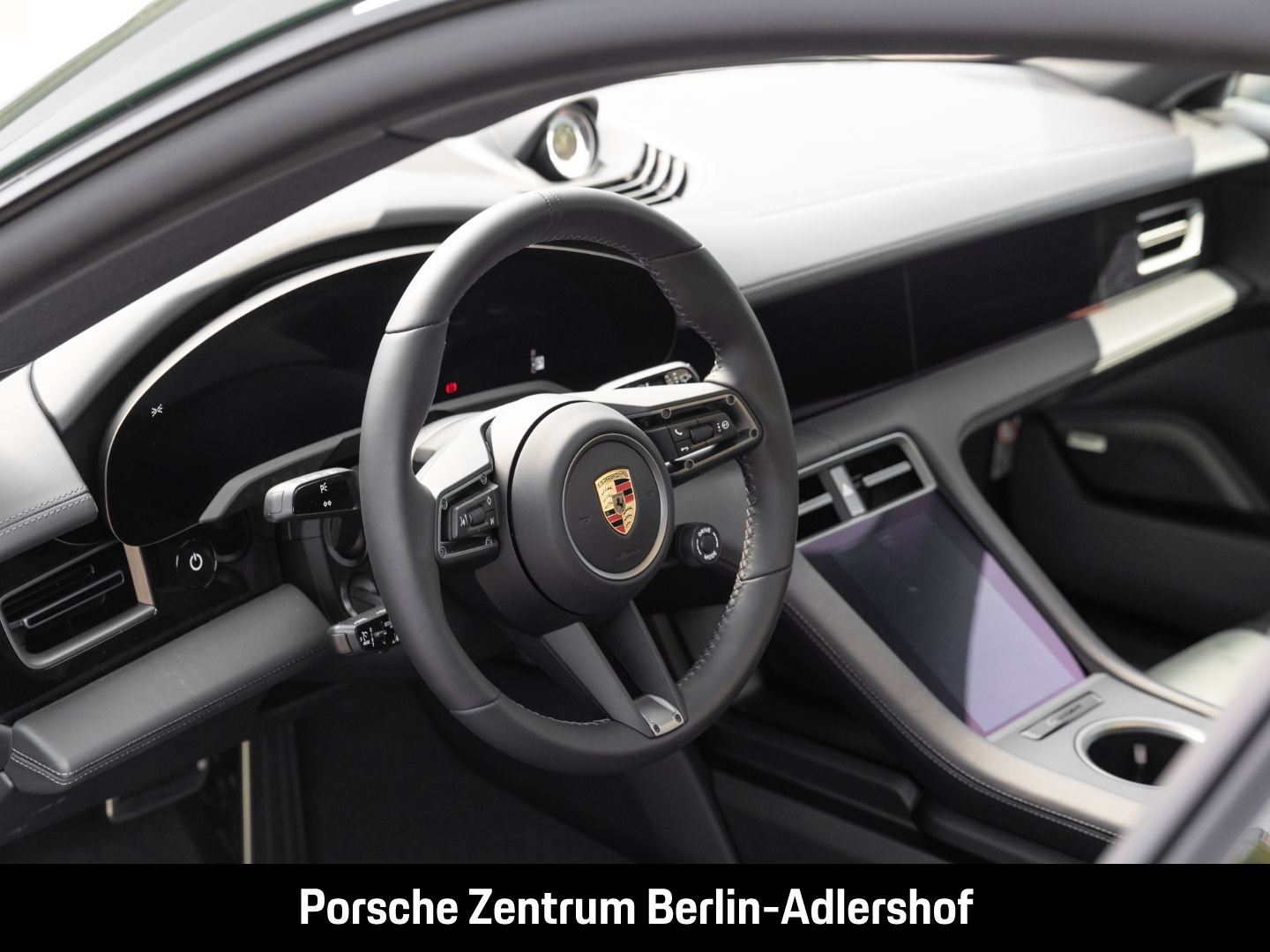 Porsche Taycan 4S Cross Turismo Offroad Paket Soft-Close