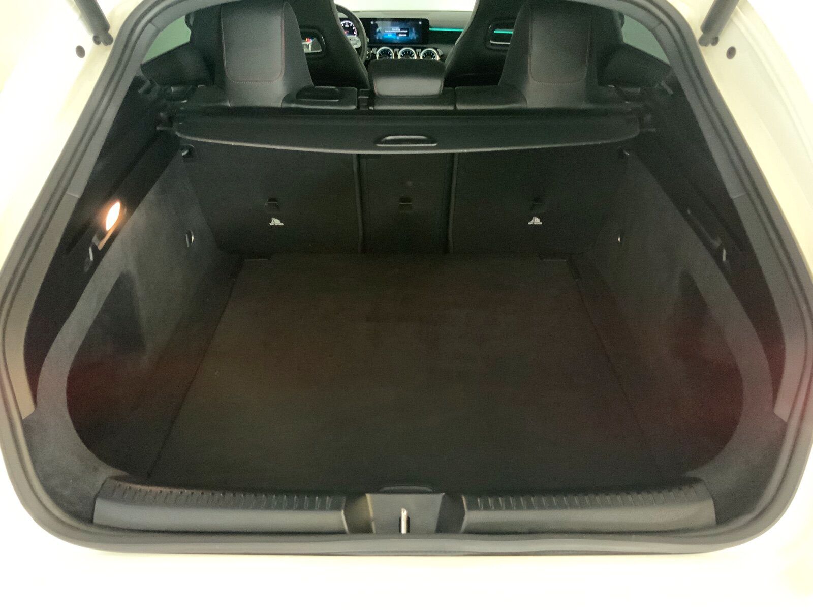 Mercedes-Benz CLA 250 4M AMG - Samsaru's Car Outlet