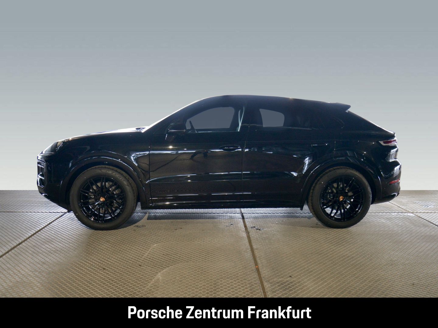 Porsche Cayenne E-Hybrid Coupe BOSE Luftfederung LED