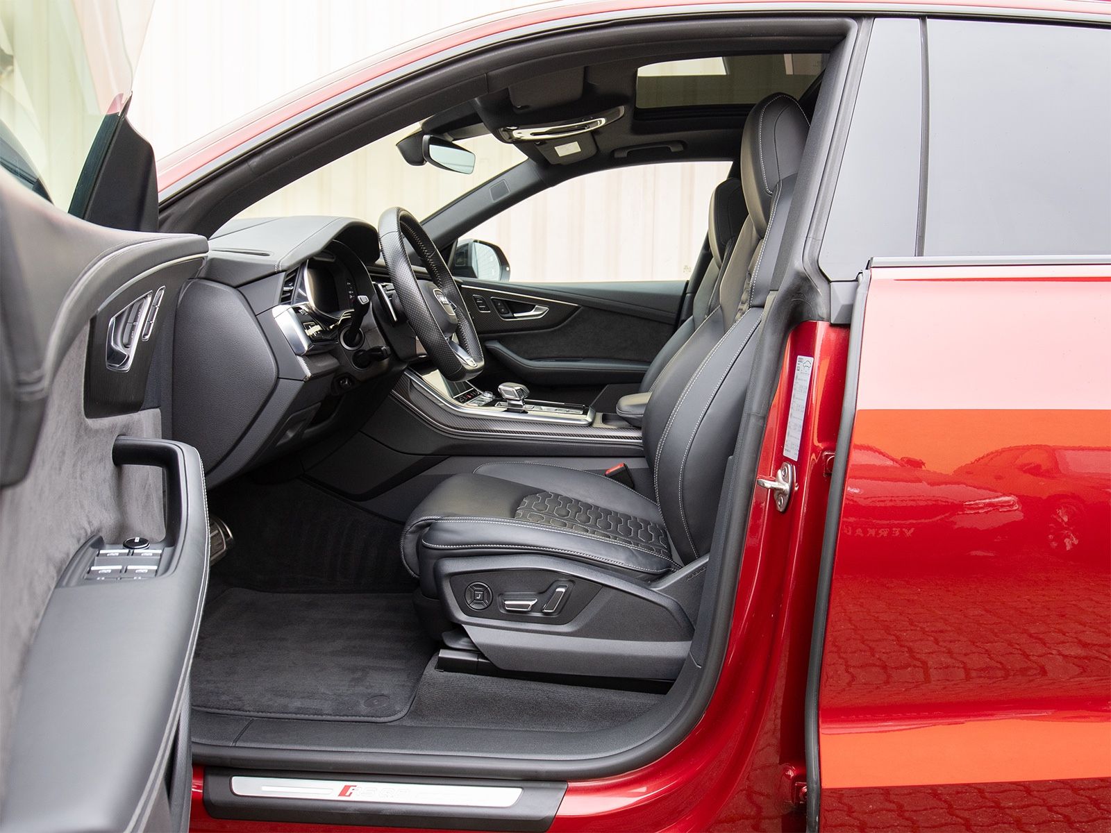 Audi RSQ8 Dynamik+360°Carbon PANO SoftCl.B&O MEGAVOLL