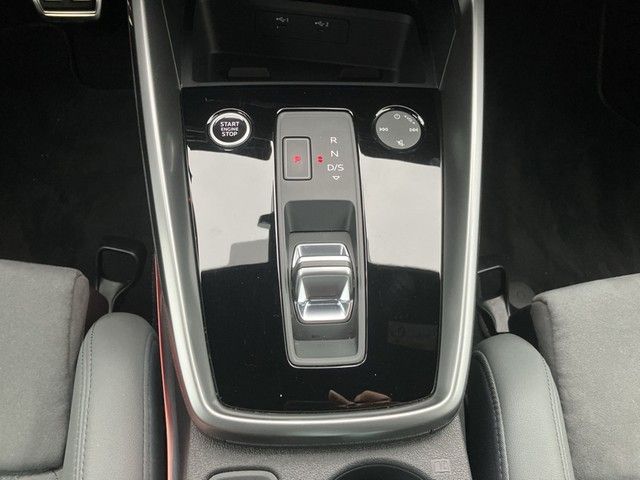 Audi A3 Sportback  S line 45 TFSI e S tronic*AHK*NAVI