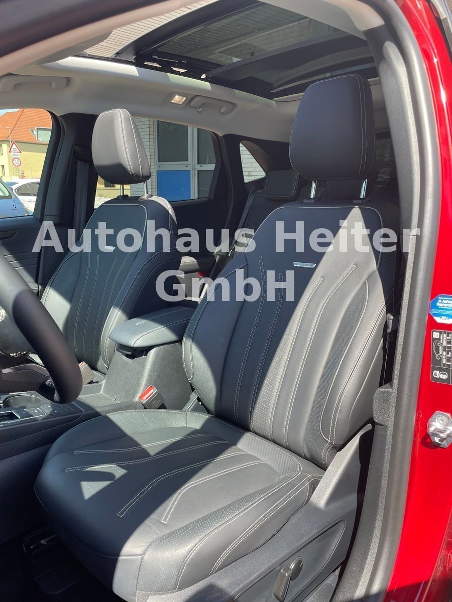 Ford Kuga FHEV Allrad Vignale - Samsaru's Car Outlet