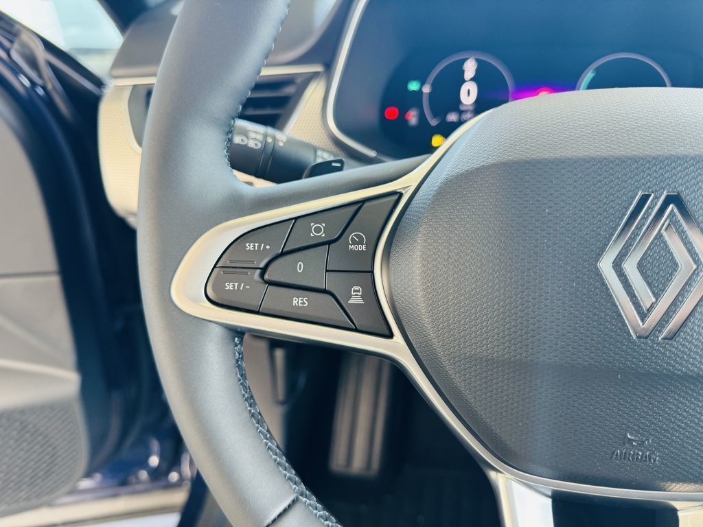 Renault Arkana TECHNO Mild Hybrid - Samsaru's Car Outlet
