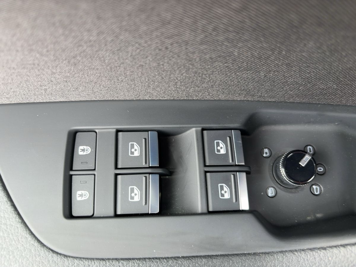 Audi A6 Avant 40 TDI sport - Samsaru's Car Outlet