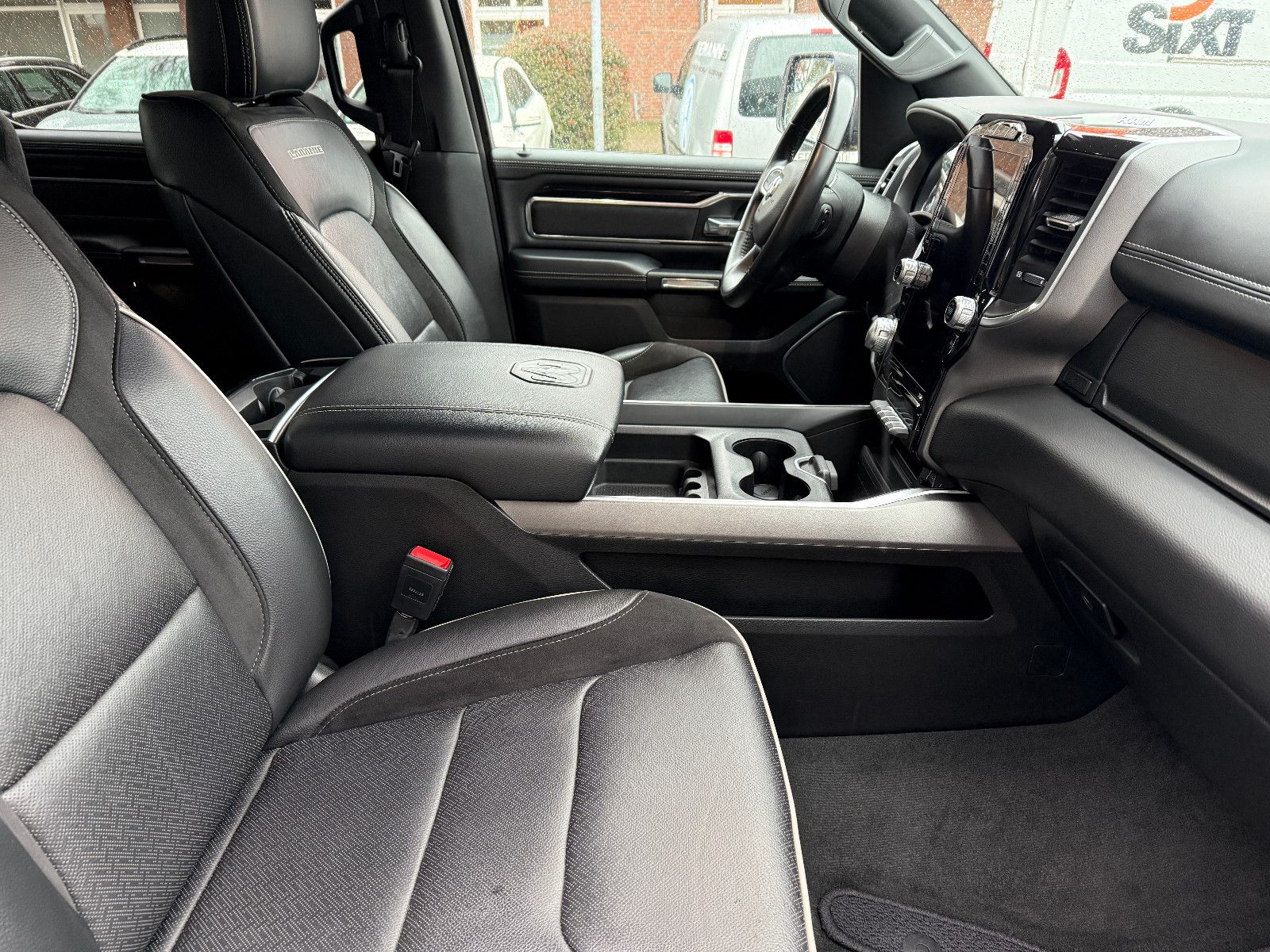 Dodge RAM Crew Cab LARAMIE NIGHT 22"/SPORTABGAS/360°