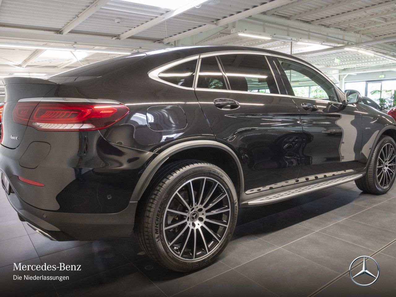 Mercedes-Benz GLC 300 de 4M Coupe - Samsaru's Car Outlet
