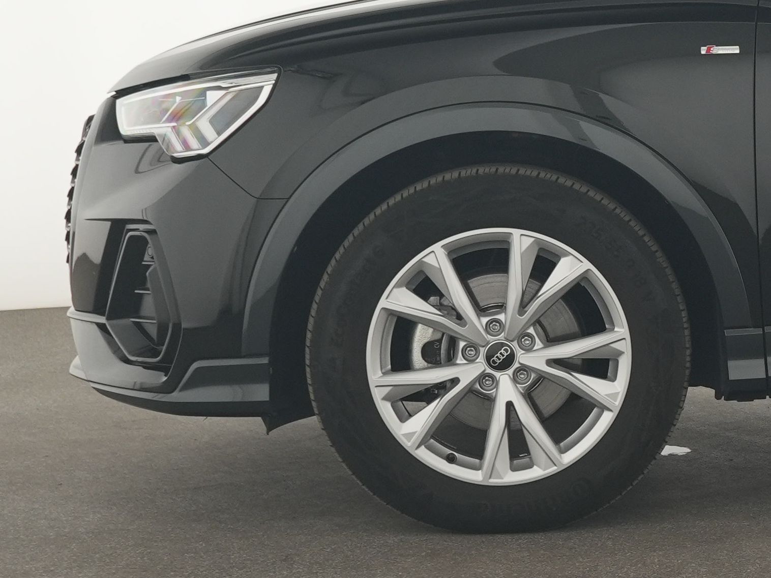 Audi Q3 Sportback S-Line - Samsaru's Car Outlet