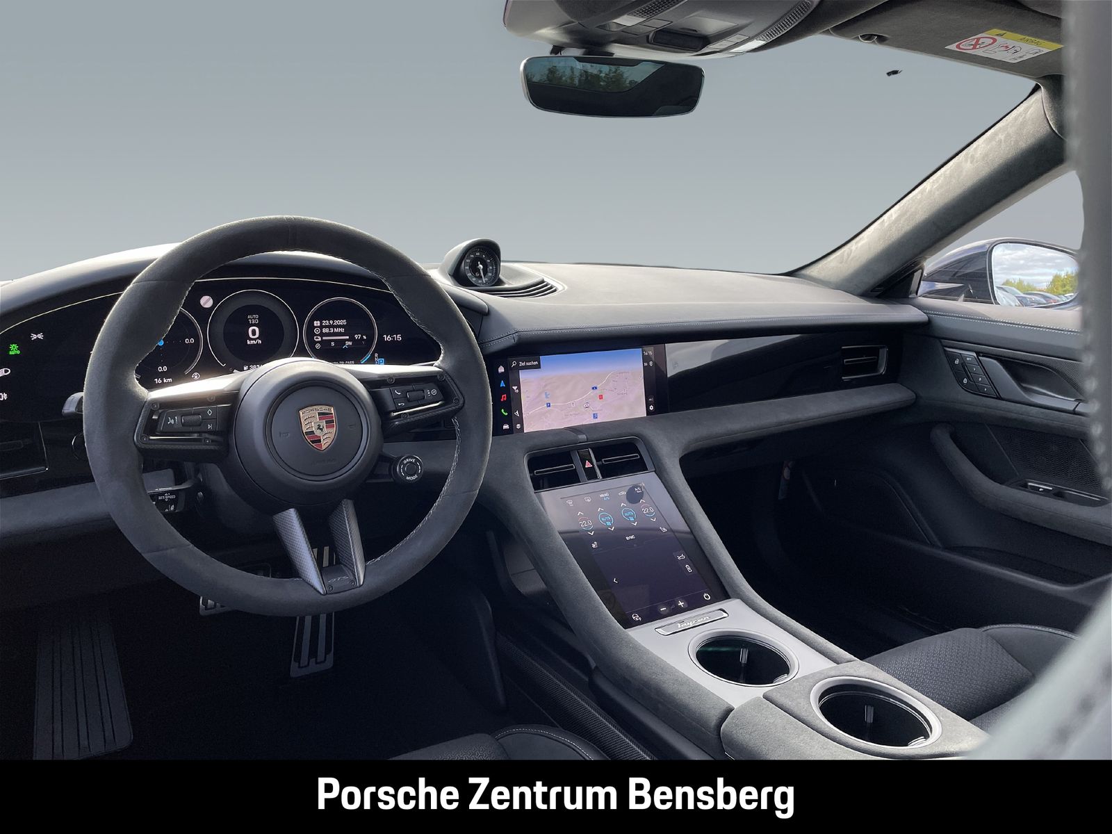 Porsche Taycan GTS