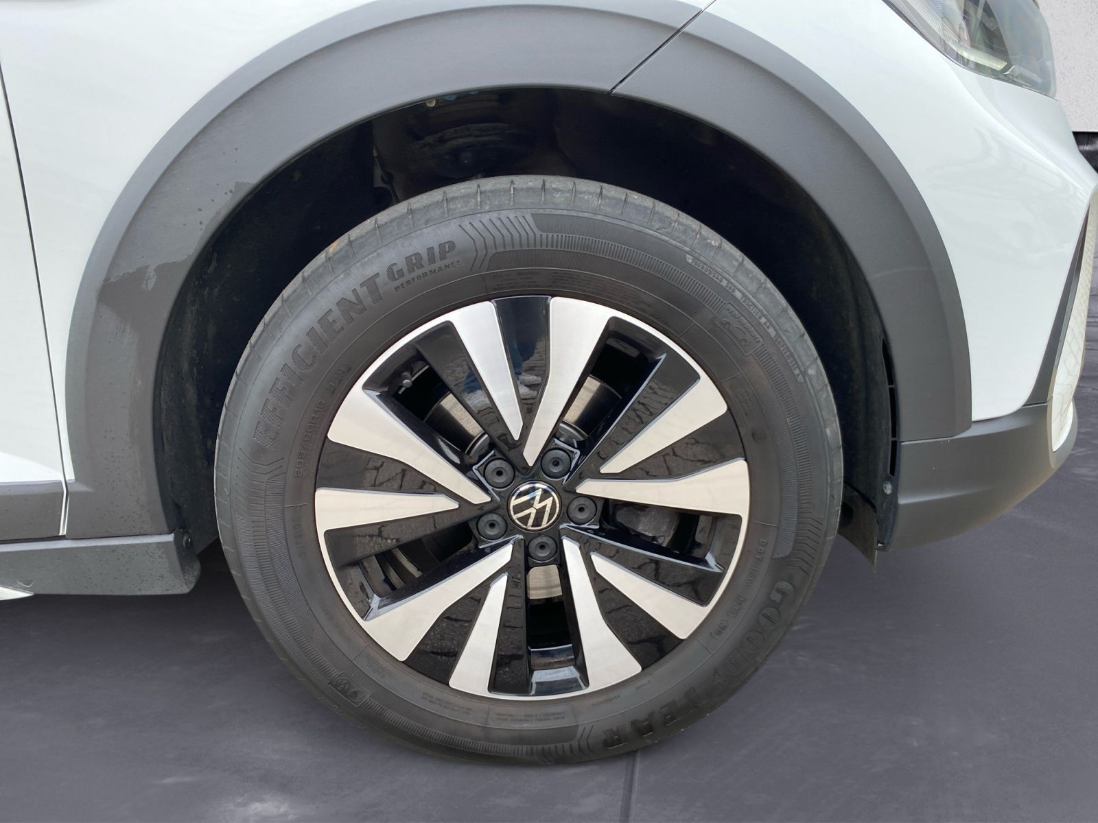Volkswagen Taigo 1.0 TSI OPF DSG Life - Samsaru's Car Outlet