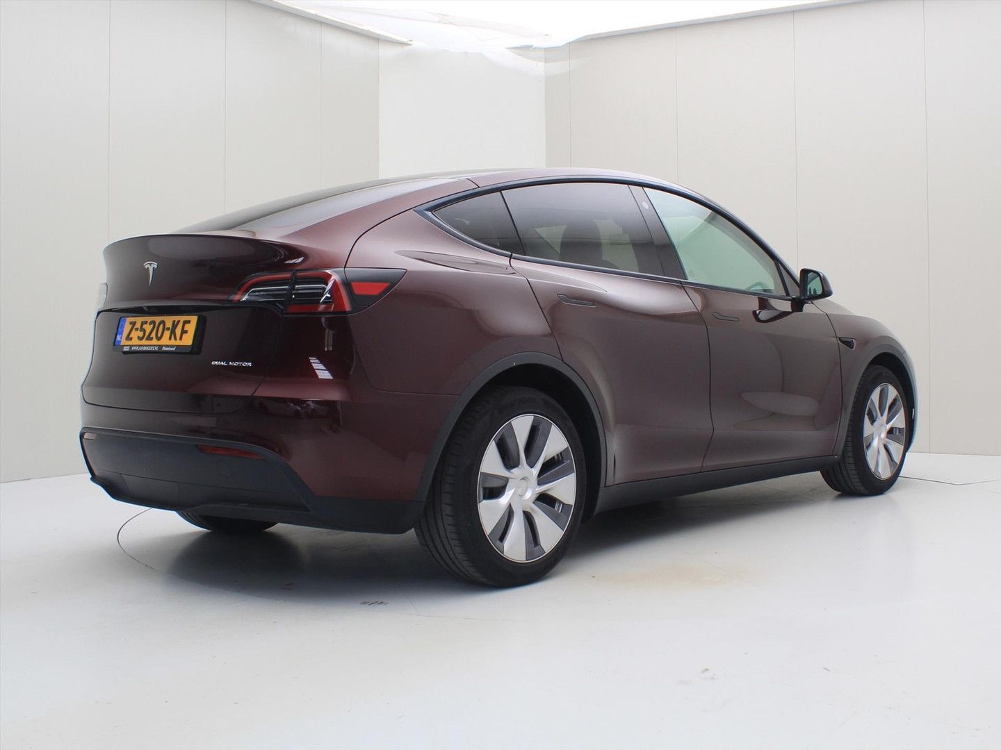 Tesla Model Y Long Range 345pk AWD 97% SoH [ CHERRY+WI