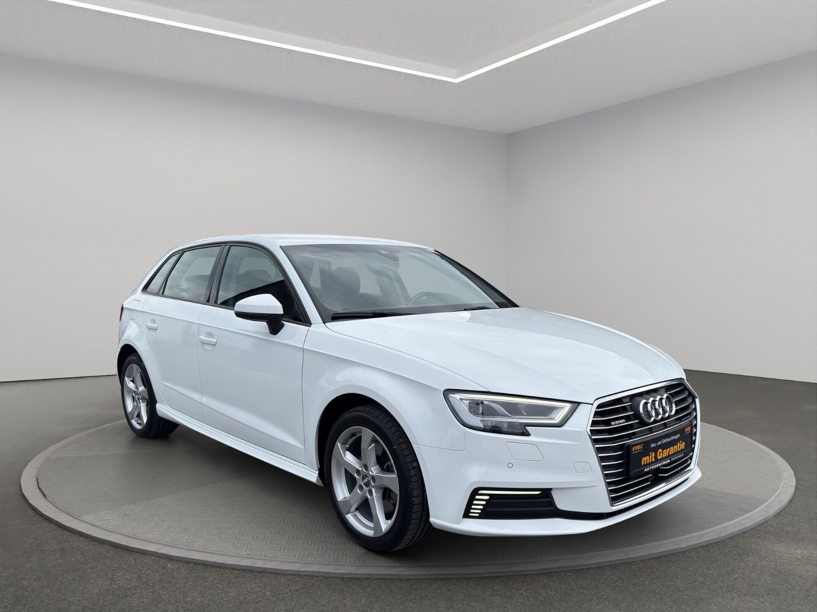 Audi A3 Sportback 40 e-tron - Samsaru's Car Outlet