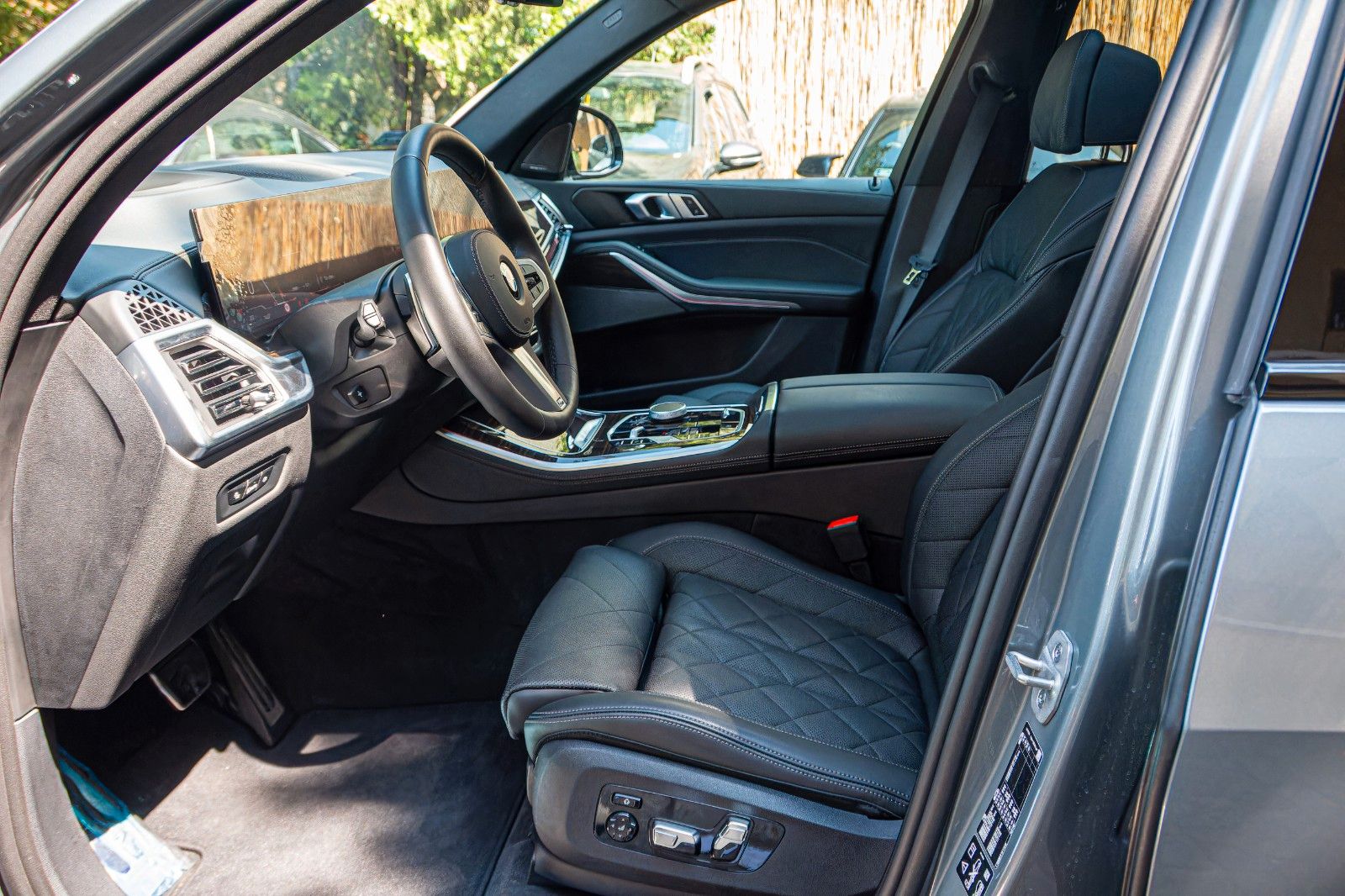 BMW X5 30d M SPORT.DR.ASS.LUFT.SOFTC.PANO.AHK.2STÜCK