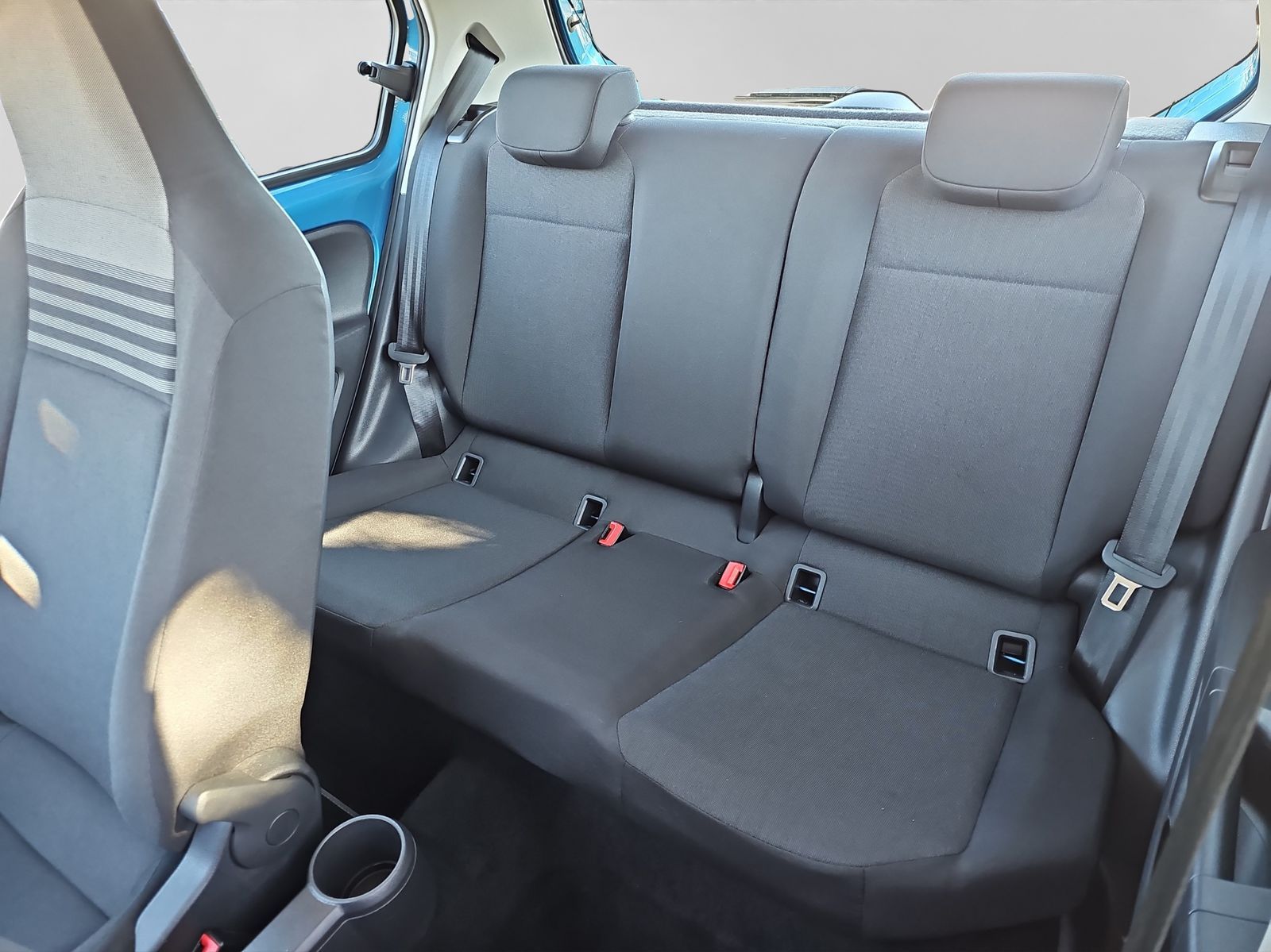 Volkswagen up! e-Up! - Samsaru's Car Outlet