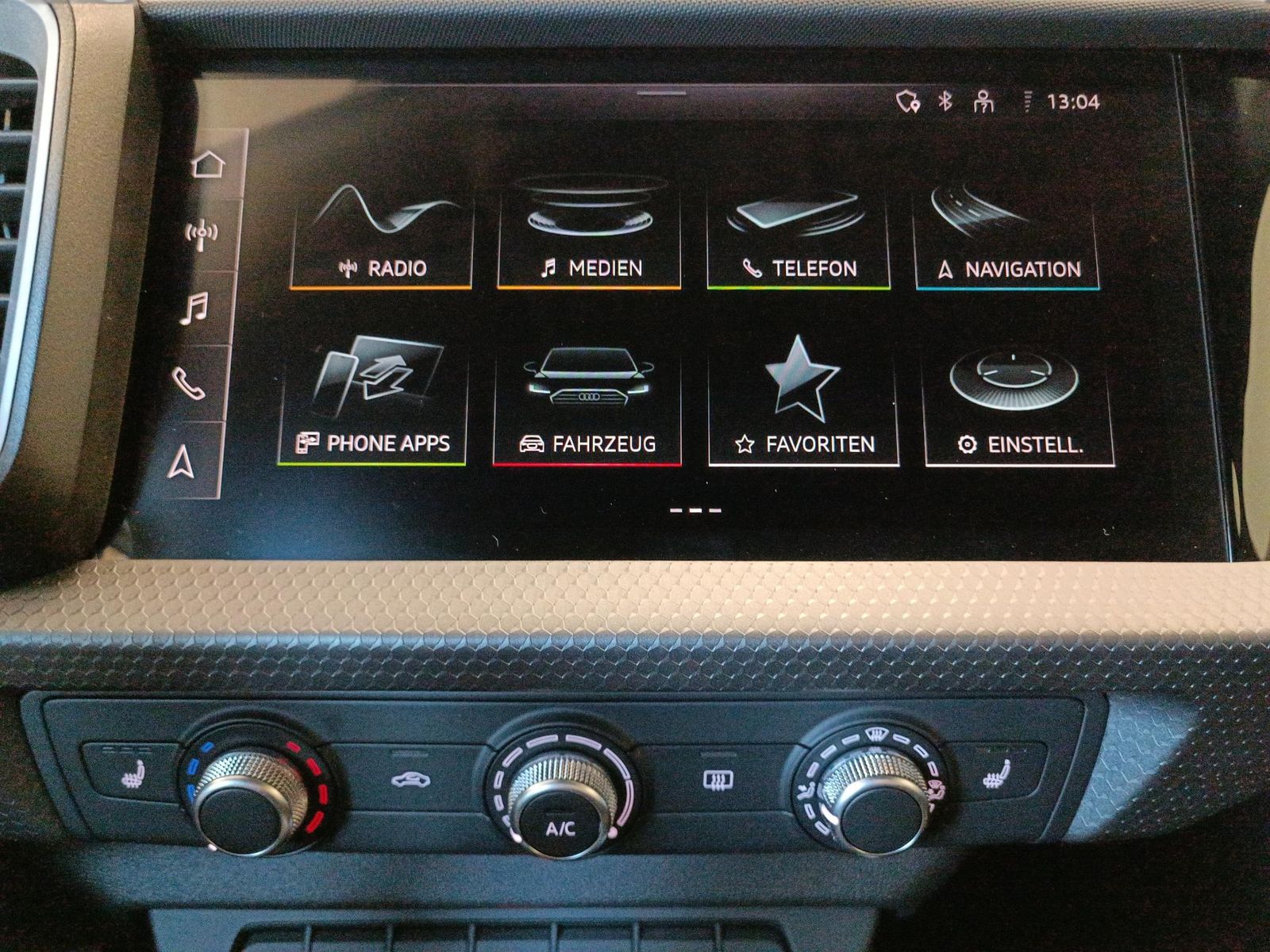 Audi A1 Sportback 1.0 TFSI S tronic LED*PDC*SHZ