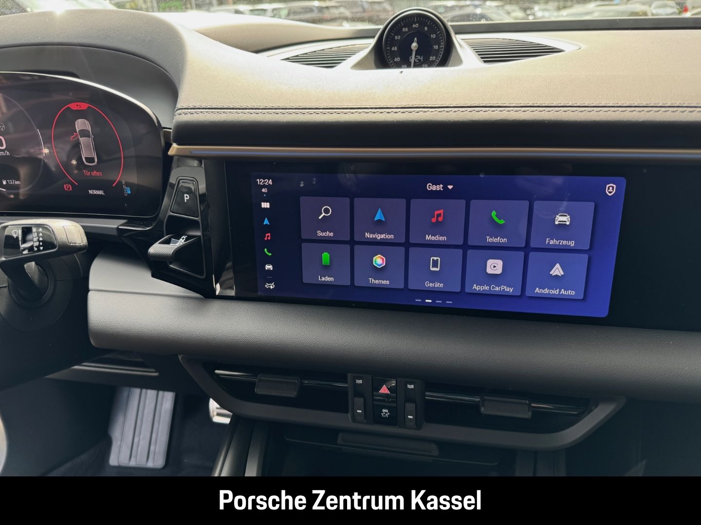 Porsche Macan Electric 4 Matrix LED