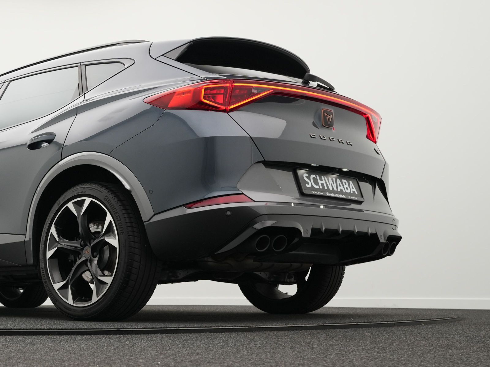 Cupra Formentor VZ 2.0 TSI 4Drive DSG *ACC*AHK*PANO*19