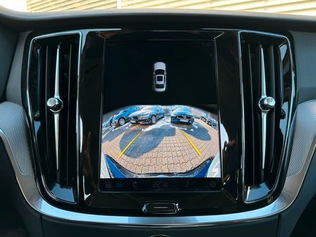Volvo S60 Lim. B4 Plus Dark ACC 19"Frontscheibenhzg