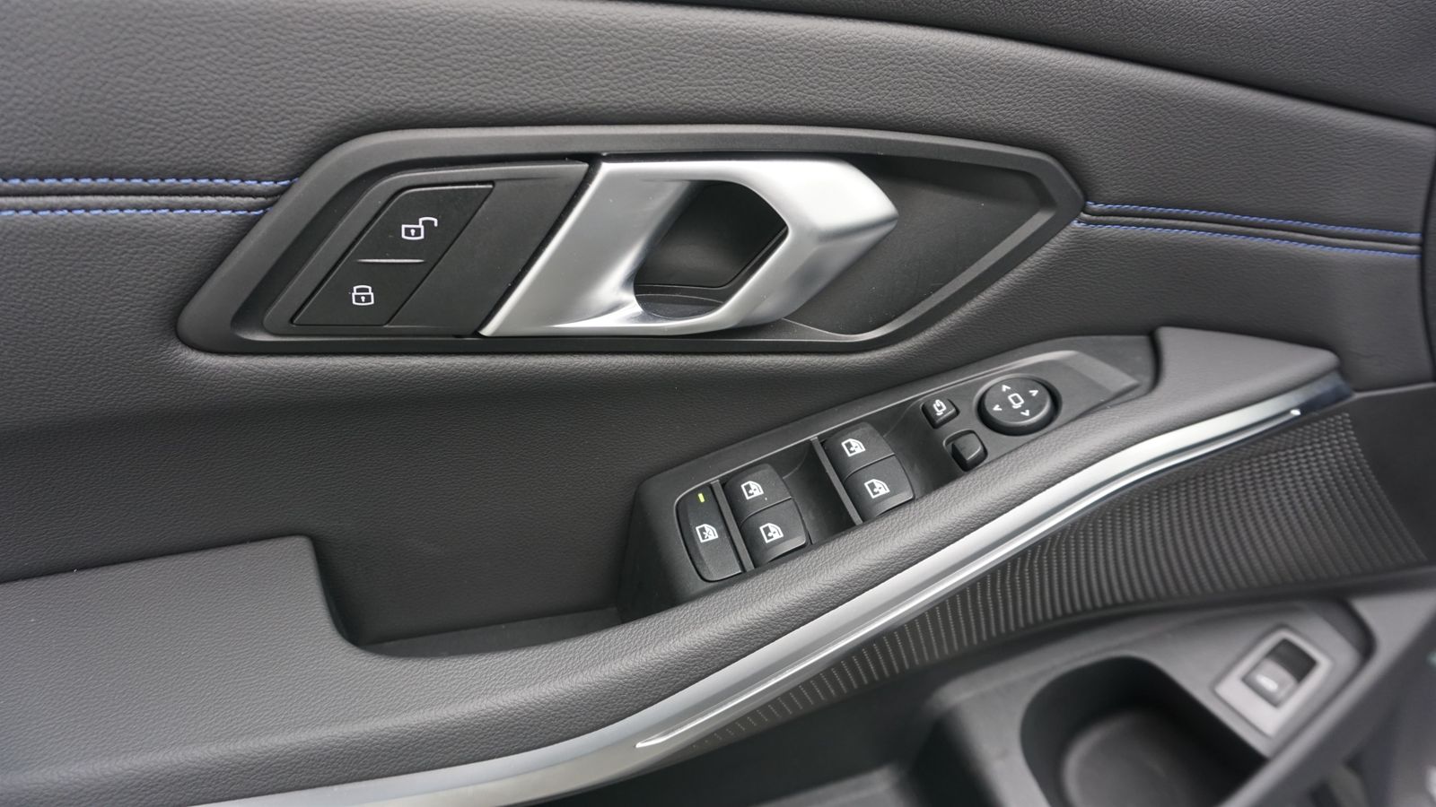 BMW 320d xDrive Touring M Sportpaket Head-Up HiFi