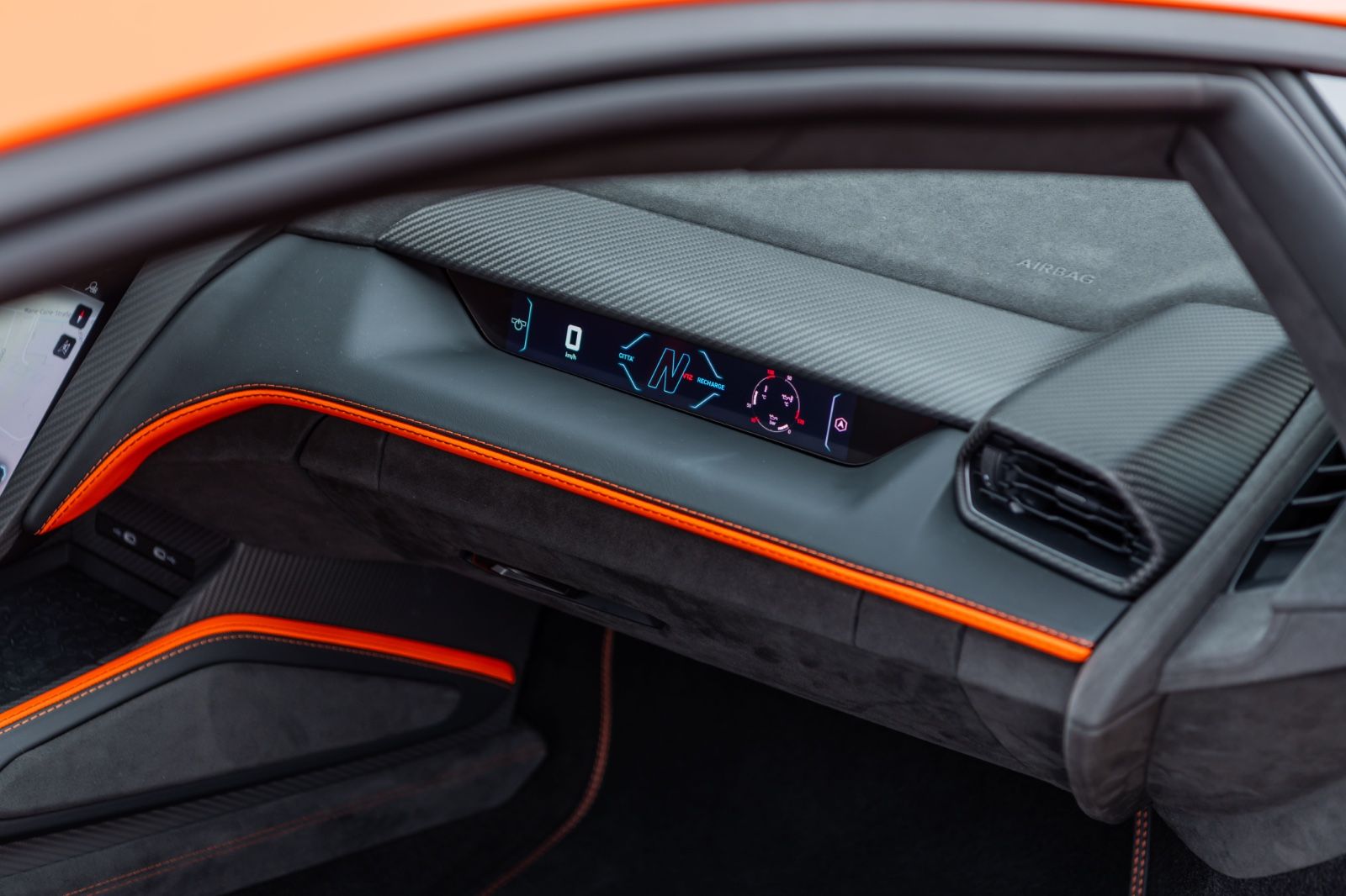 Lamborghini Revuelto *AD PERSONAM*CARBON*FULL ASSIST*SONUS*