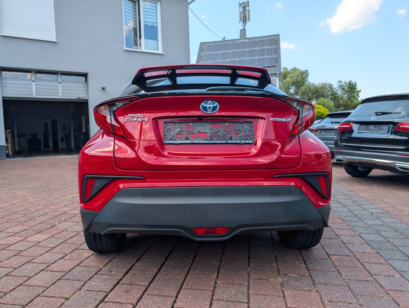 Toyota C-HR Hybrid - Samsaru's Car Outlet