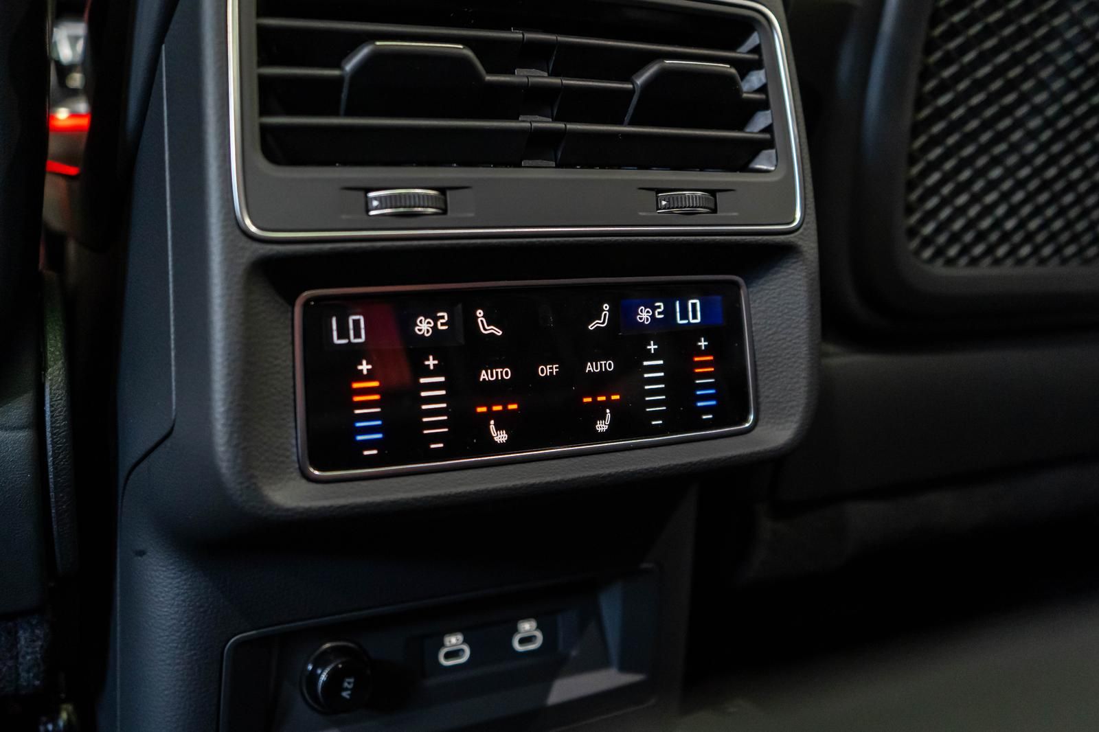 Audi Q7 50 TDI quattro S line AHK PANO STHZ 7-SITZER