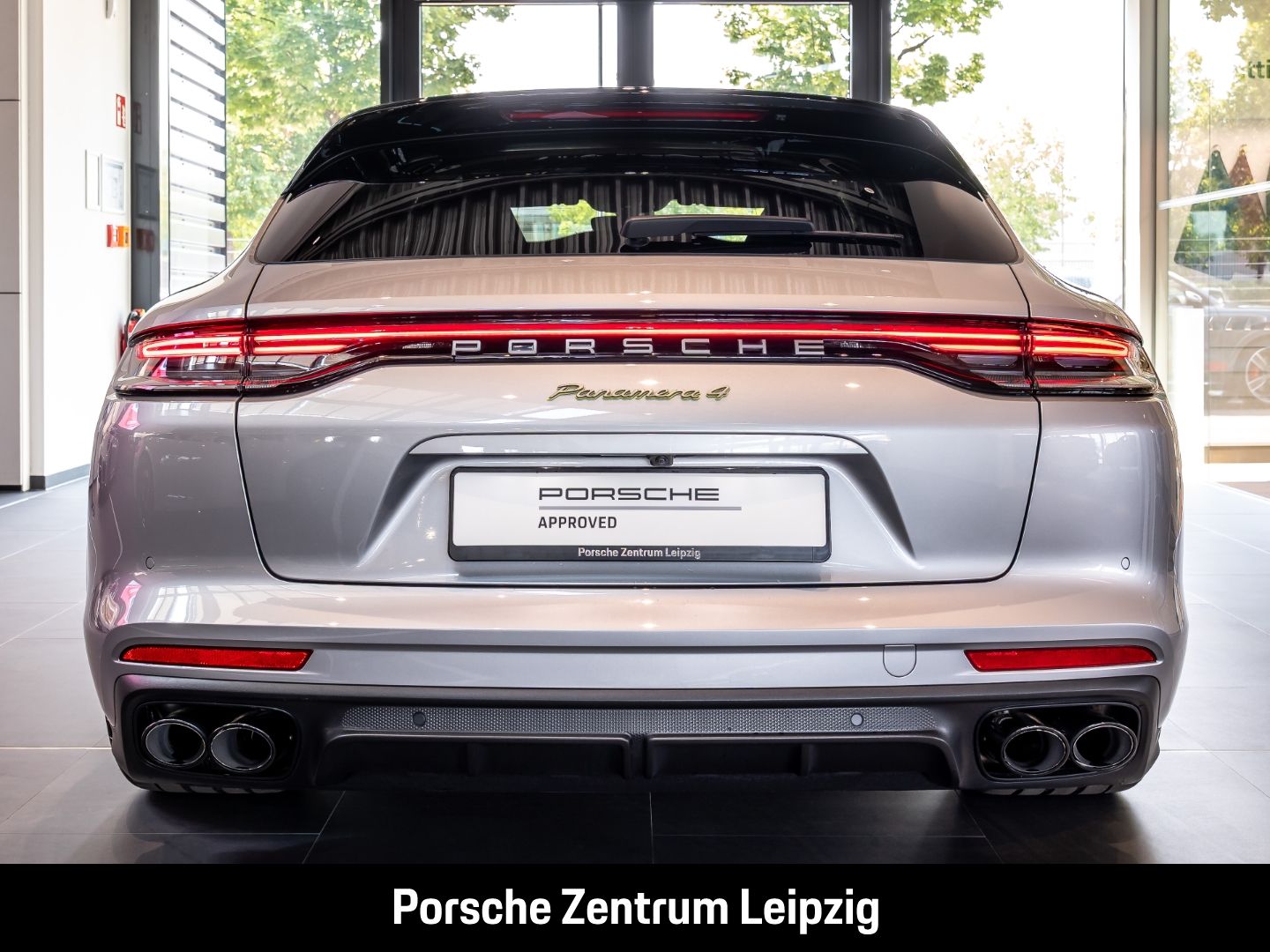 Porsche Panamera E-Hybrid Sport Turismo Platinum Edition