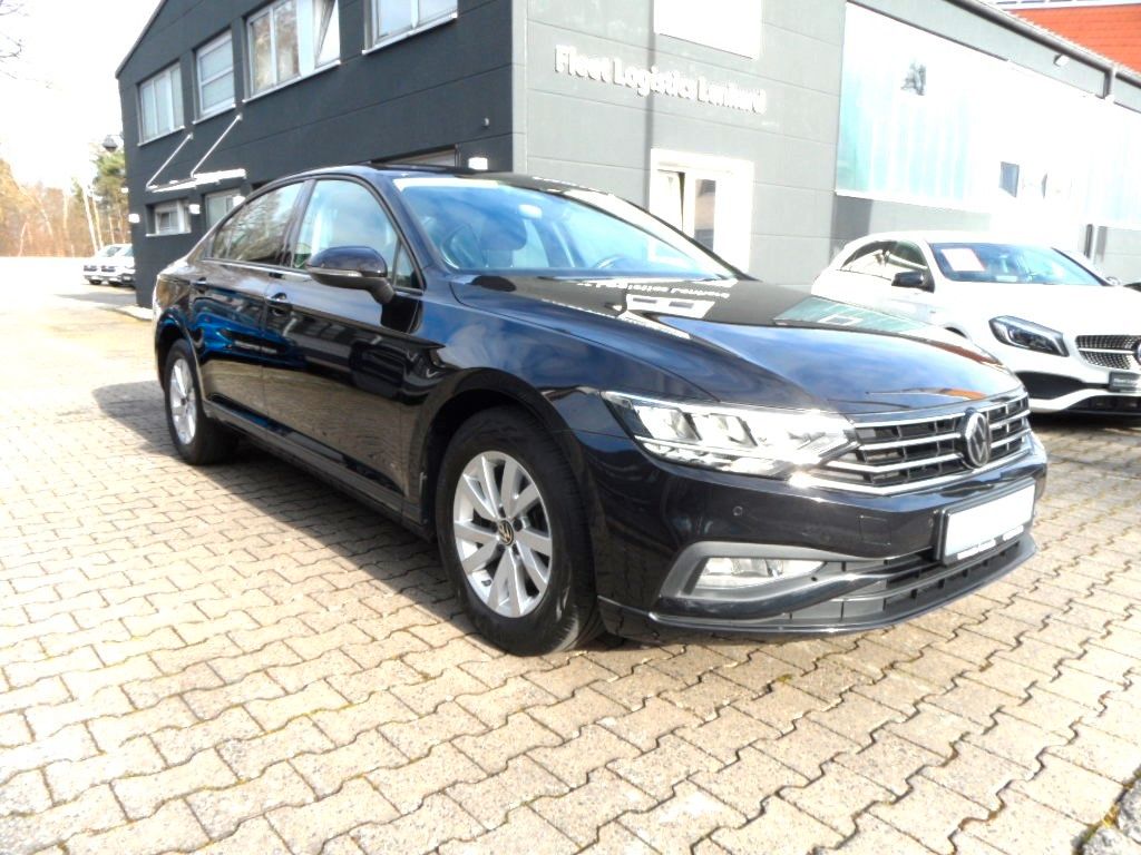 Volkswagen Passat 2.0 TDI SCR DSG - Samsaru's Car Outlet