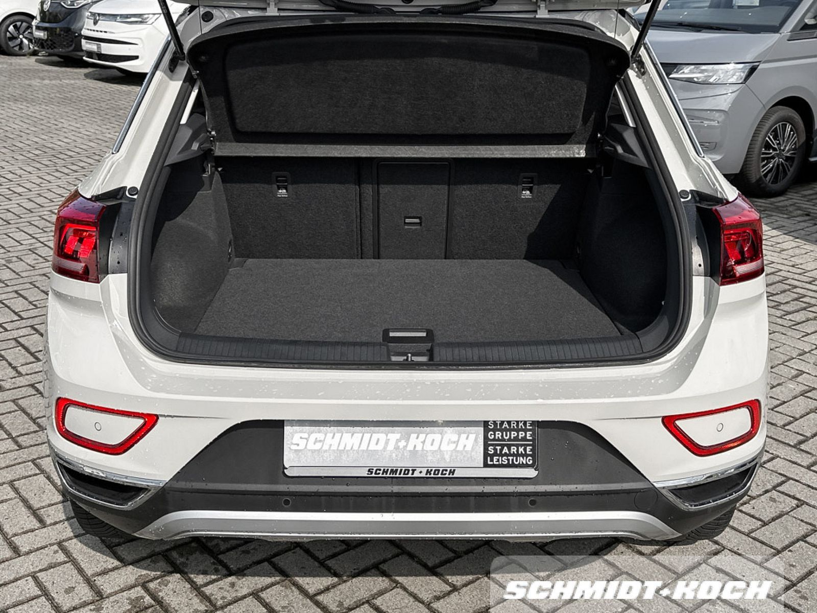 Volkswagen T-Roc 1.0 TSI Style - Samsaru's Car Outlet