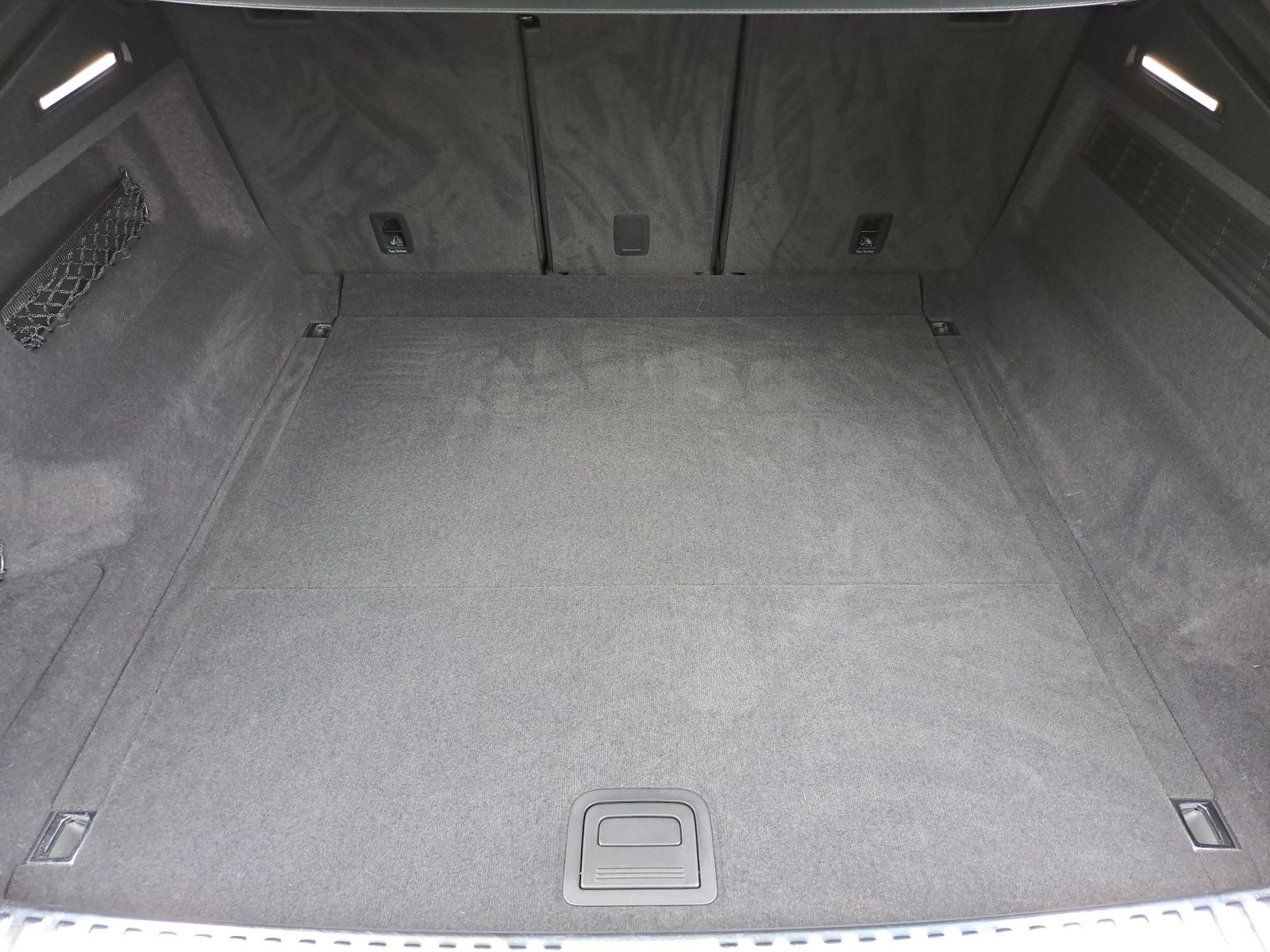 Audi RS Q8 quattro tiptr. 23" MATRIX B&O 4xKAM NAV AP