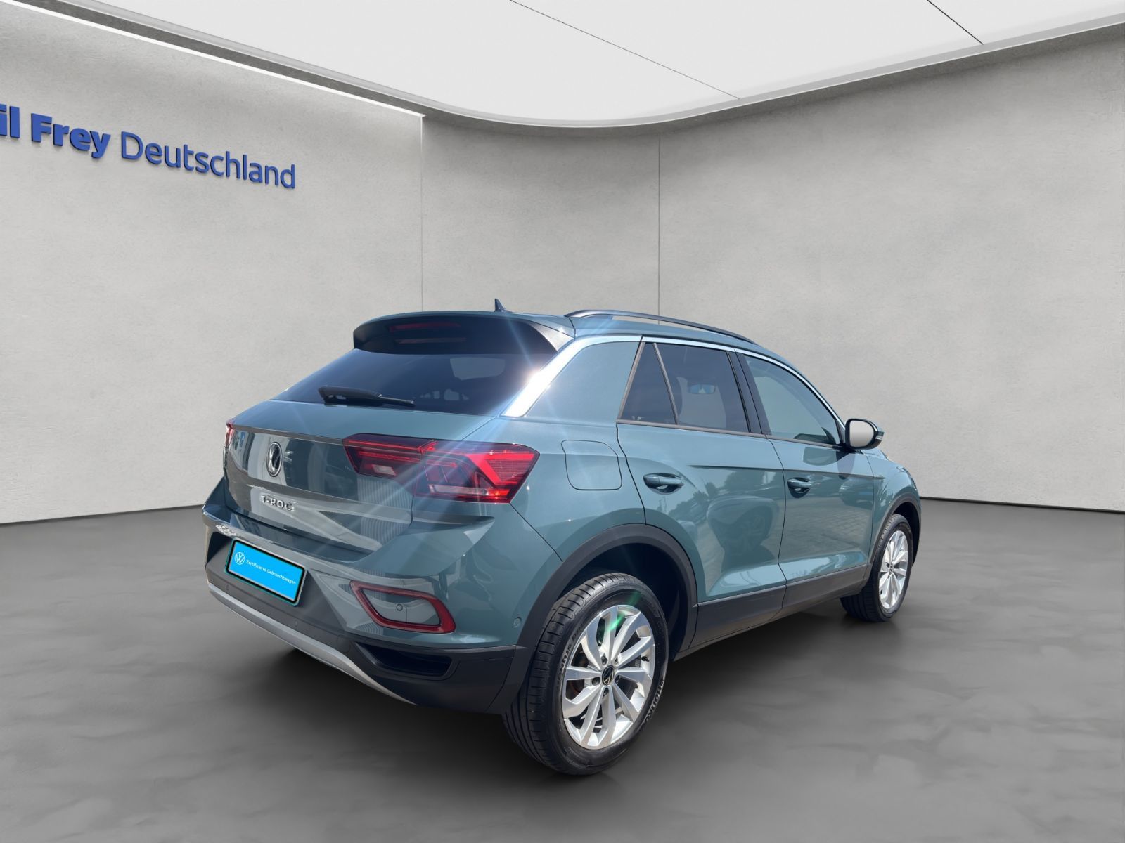 Volkswagen T-ROC Life 2.0 TDI - Samsaru's Car Outlet