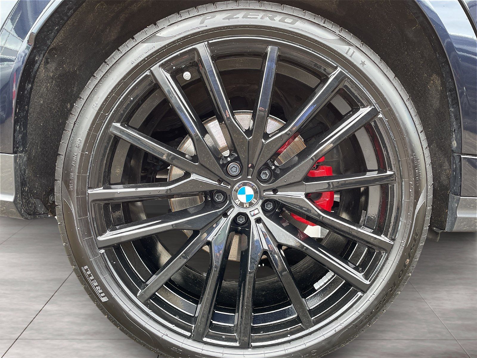 BMW X6 xDrive40d M Sportpaket Pro-Adaptives M Fahrwe