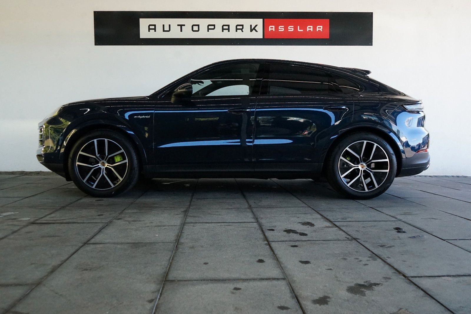 Porsche Cayenne Coupe E-Hybrid/P-Display/NightVision/18W
