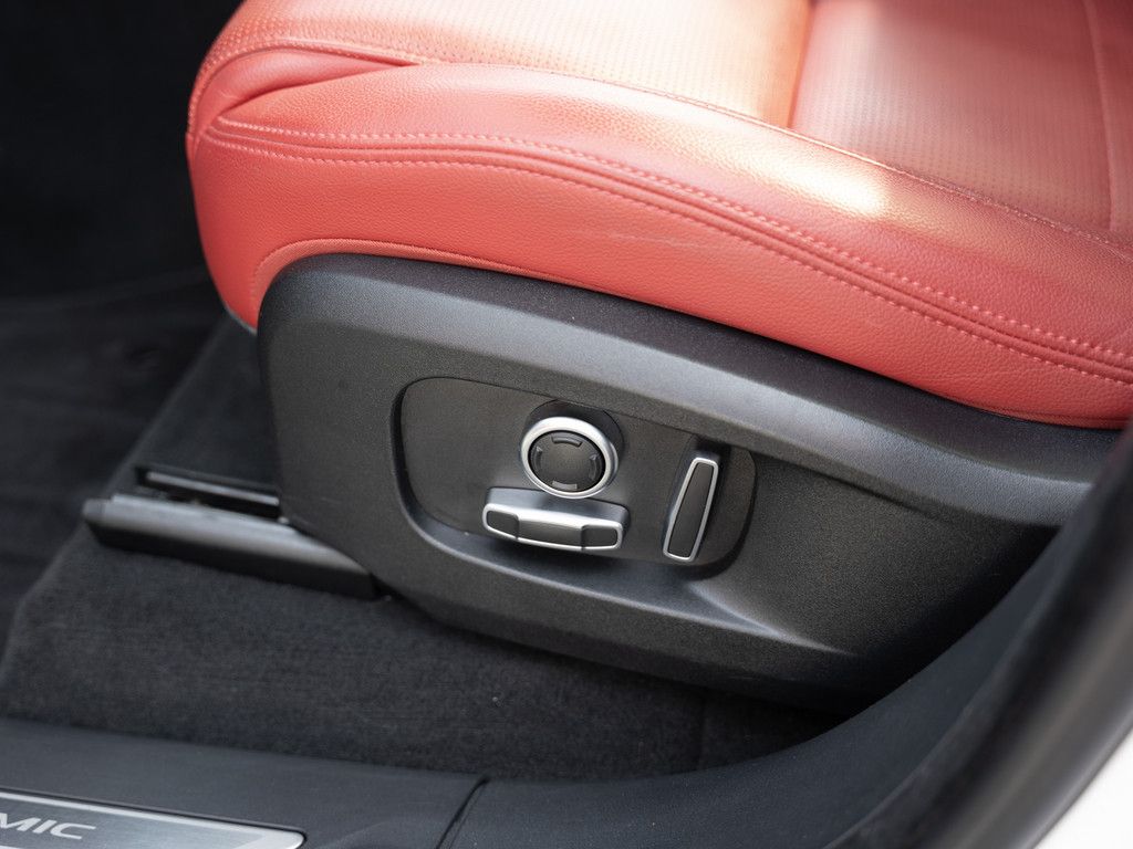 Jaguar F-Pace P400e AWD R-Dynamic S ACC HUD 360° PANO