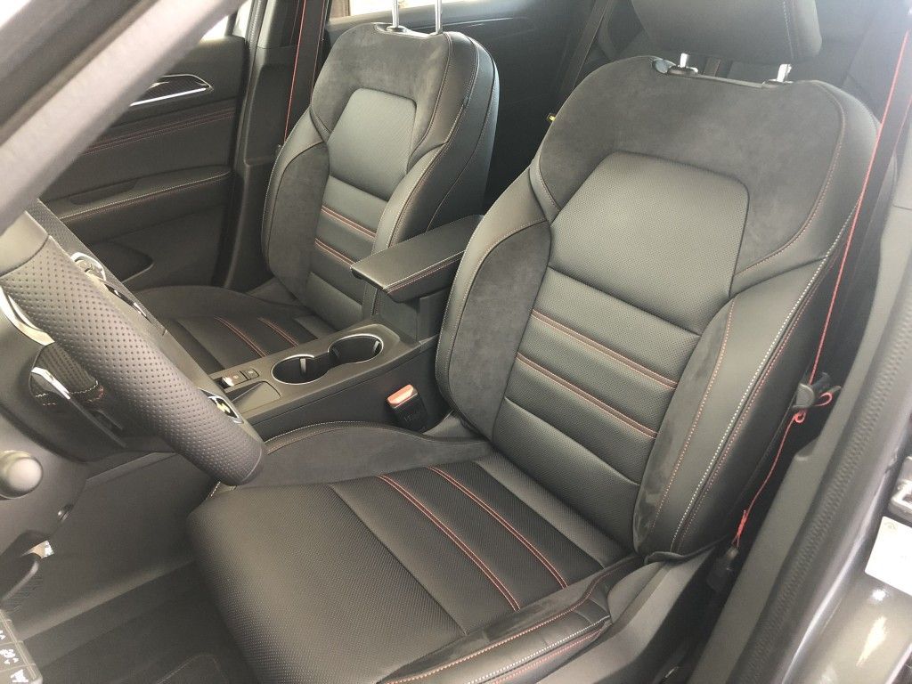 Renault Arkana TCe 160 EDC R.S. LINE - Samsaru's Car Outlet