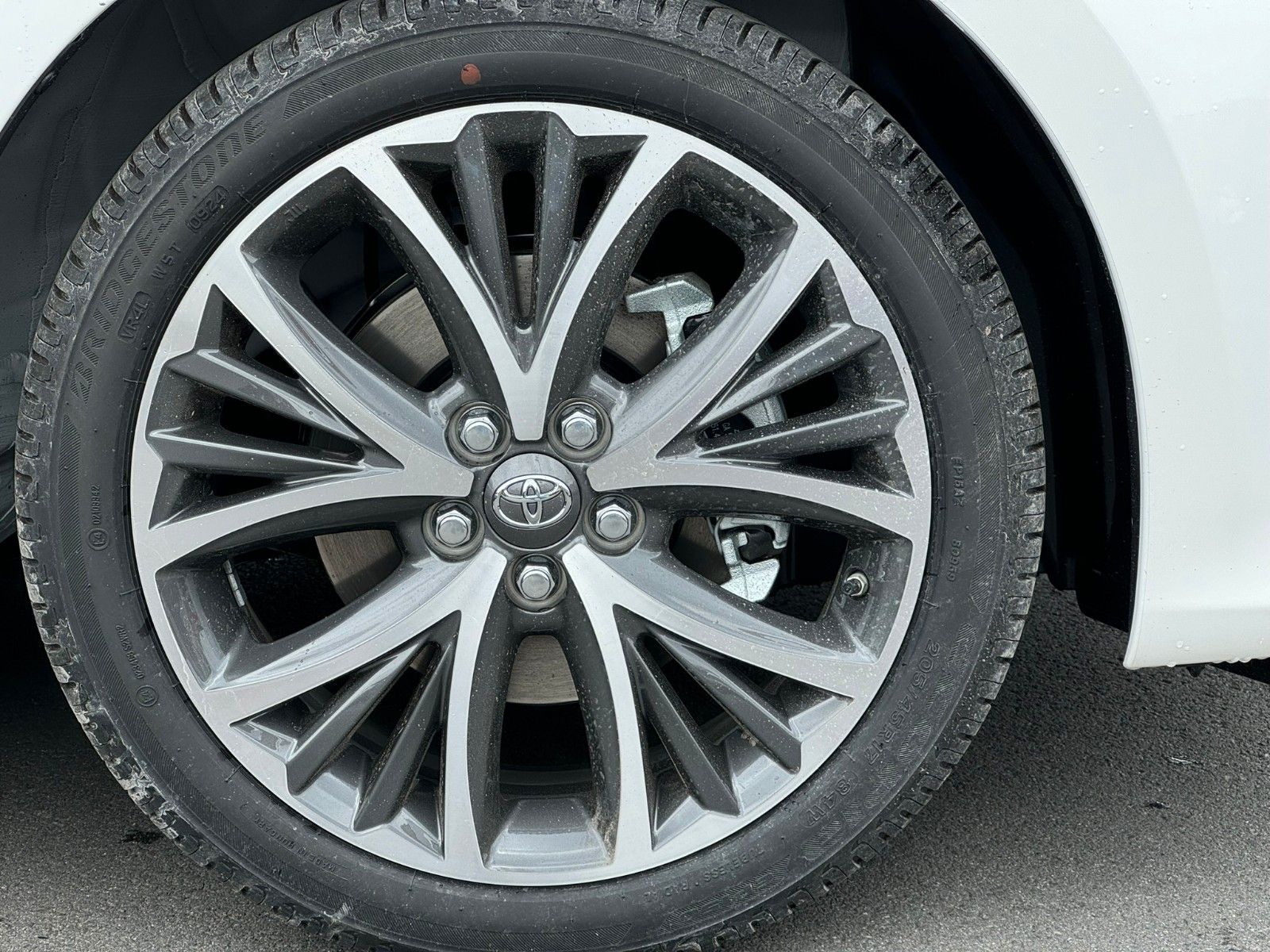 Toyota Yaris Hybrid Style 315 € mtl finanzieren