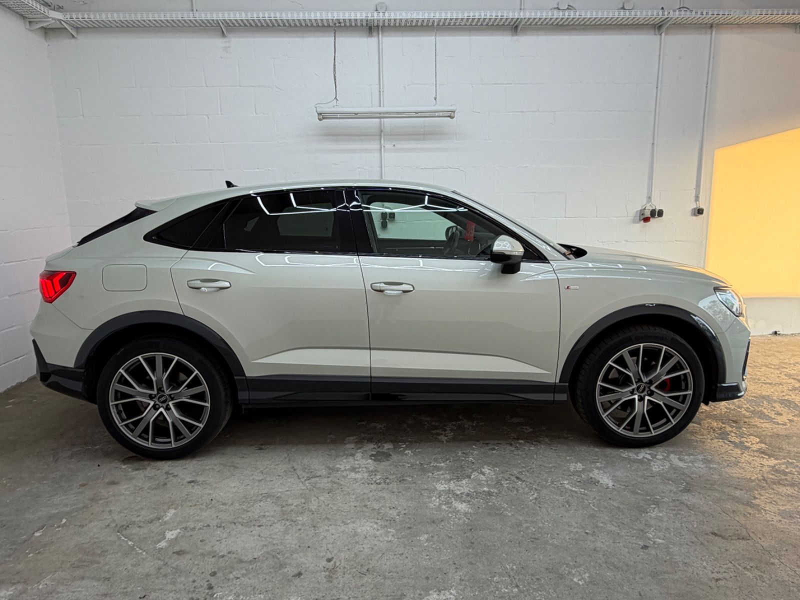Audi Q3 Sportback 40 TDI quattro S line+LEDER+SONOS+
