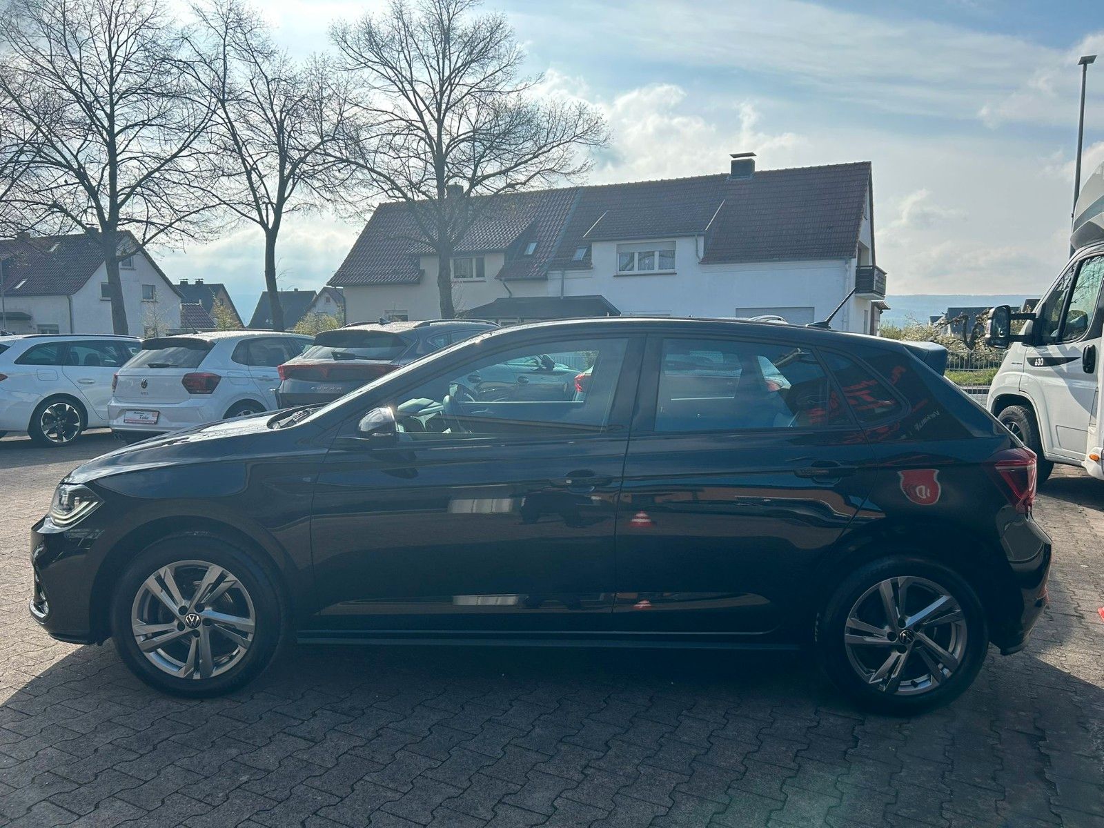 Volkswagen Polo VI R-Line *NAVI*RFK*SHZ*