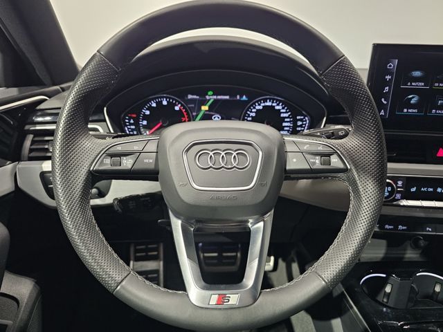Audi A4 40 TFSI Q 2x S Line - Samsaru's Car Outlet