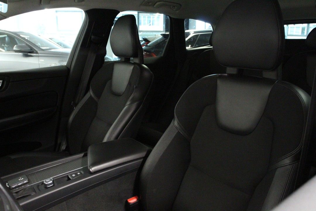 VOLVO XC-60 T5 AWT Inscription