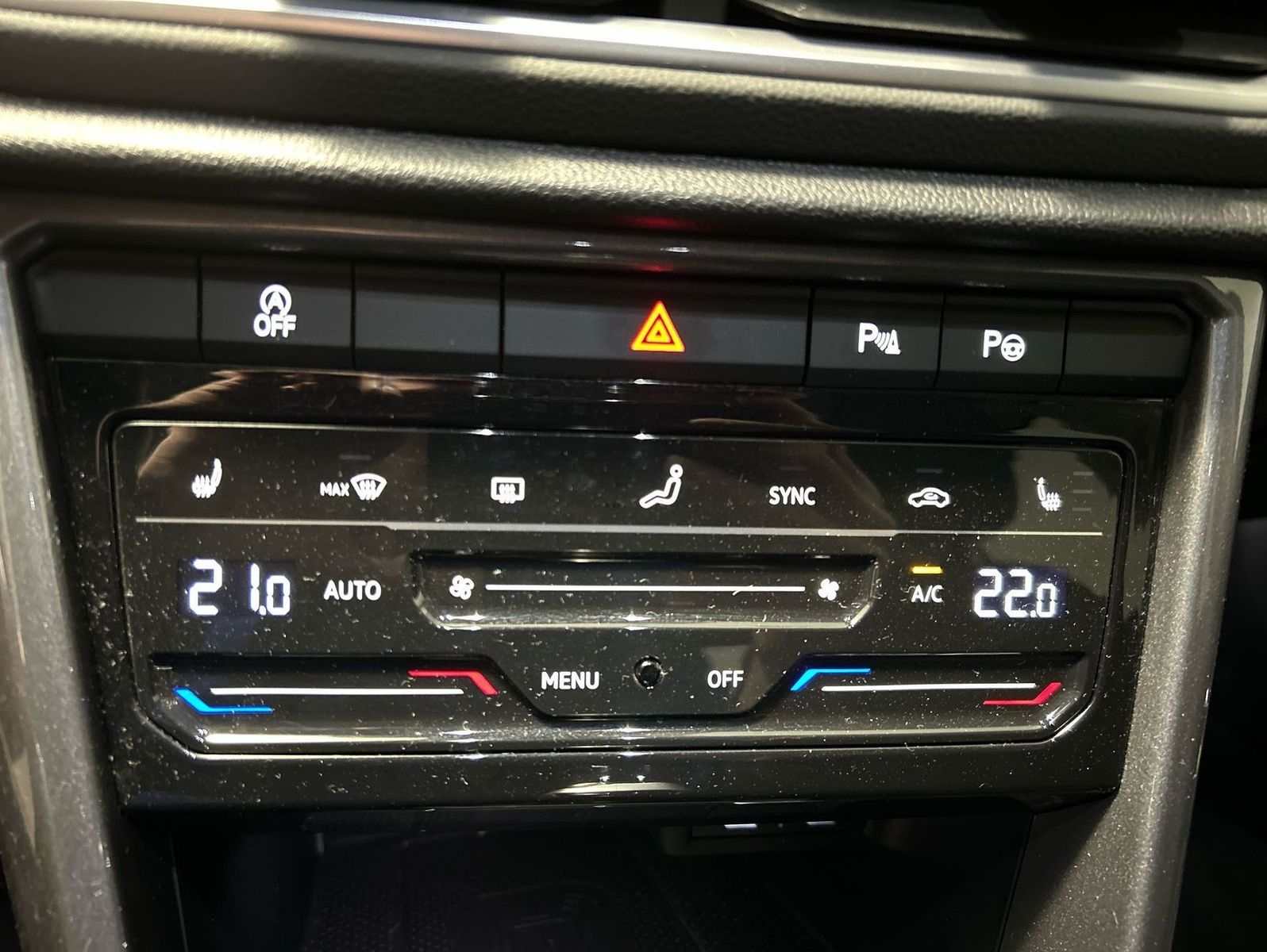 Volkswagen T-ROC 2.0 TDI Style - Samsaru's Car Outlet