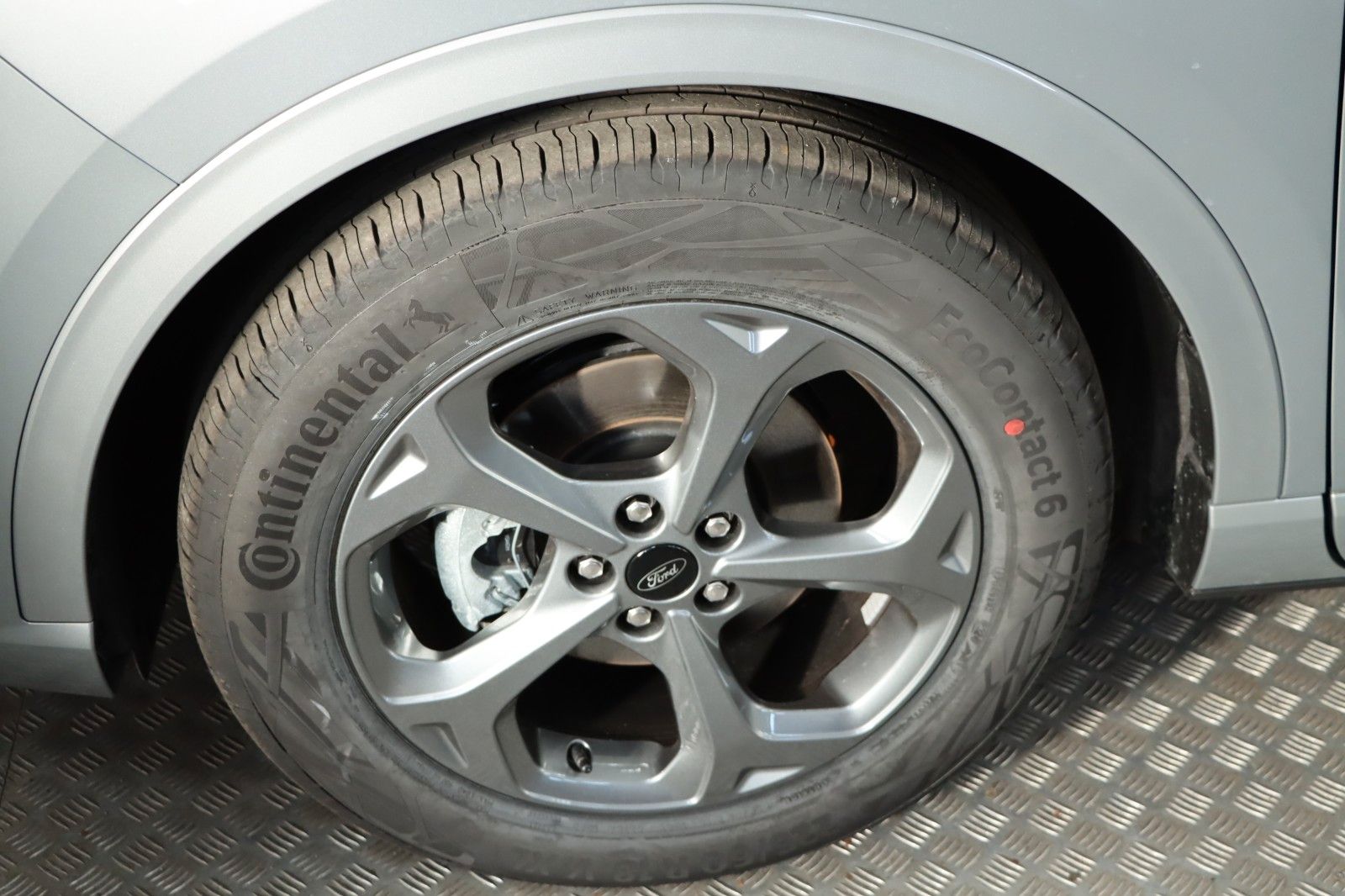 Ford Kuga ST-Line - Samsaru's Car Outlet